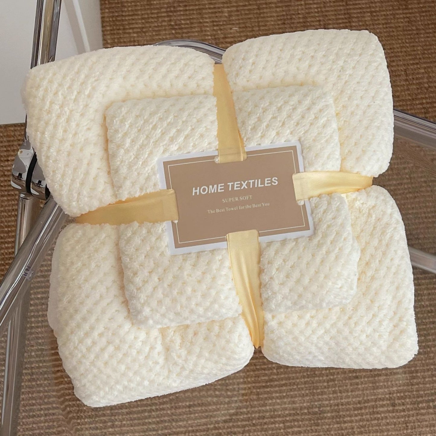 [Over 10,000 sold] A two-piece set of bath towels and towels that are more absorbent than pure cotton. It dries quickly for adults and children and does not shed hair