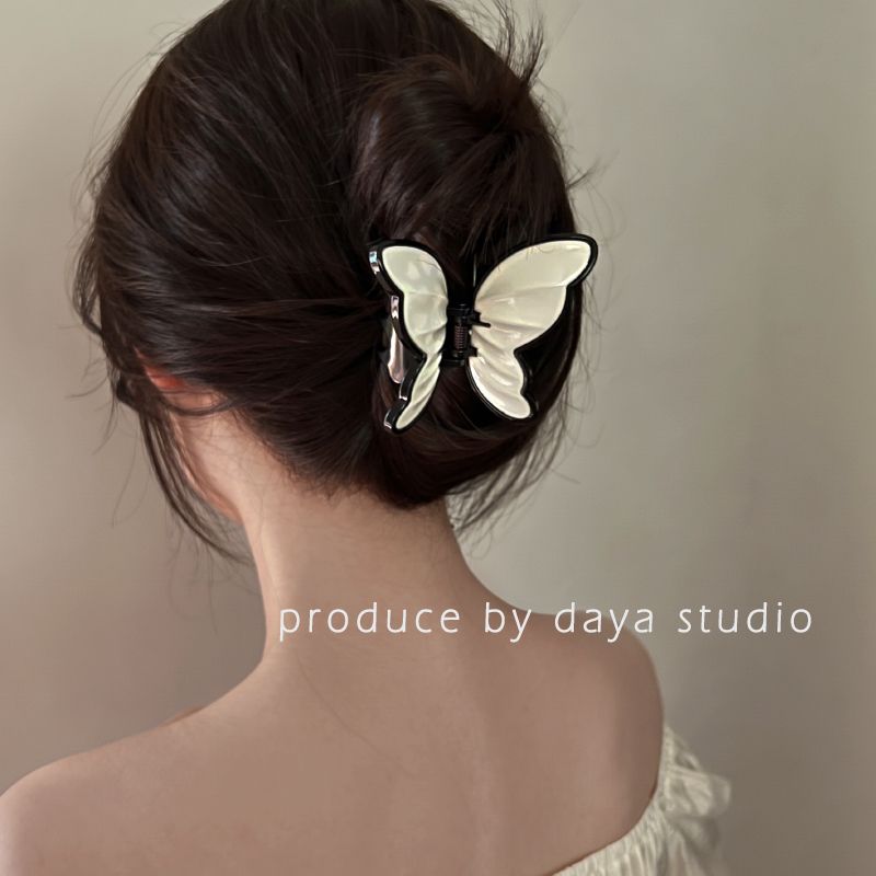 [Over 26,000 sold] Super Immortal Retro French Acrylic Butterfly Claw Clip Sweet and High end, Unique Design, Temperament, Shark Claw Top Clip