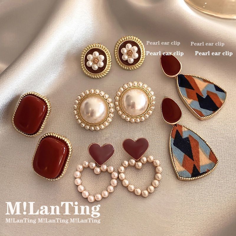 Wine Red Vintage Hong Kong Style Ear Clip with No Ear Hole, Feminine Style, High Grade Pearl Earrings, 2023 Trendy Style with Earstuds