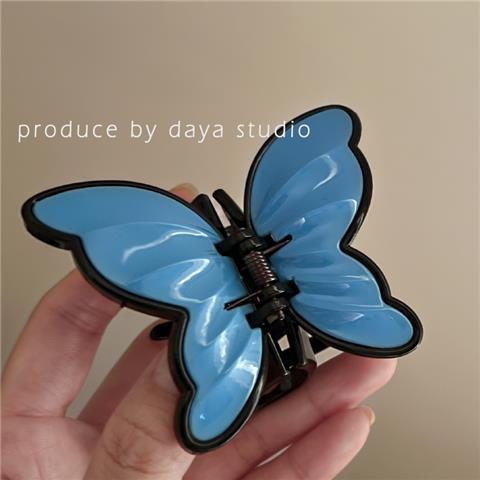 [Over 26,000 sold] Super Immortal Retro French Acrylic Butterfly Claw Clip Sweet and High end, Unique Design, Temperament, Shark Claw Top Clip